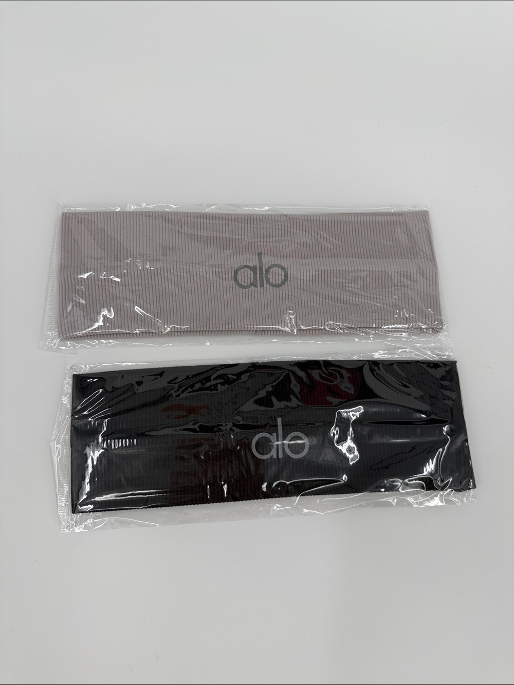 2 alo Ribbed Wide Headbands - Taupe & Black